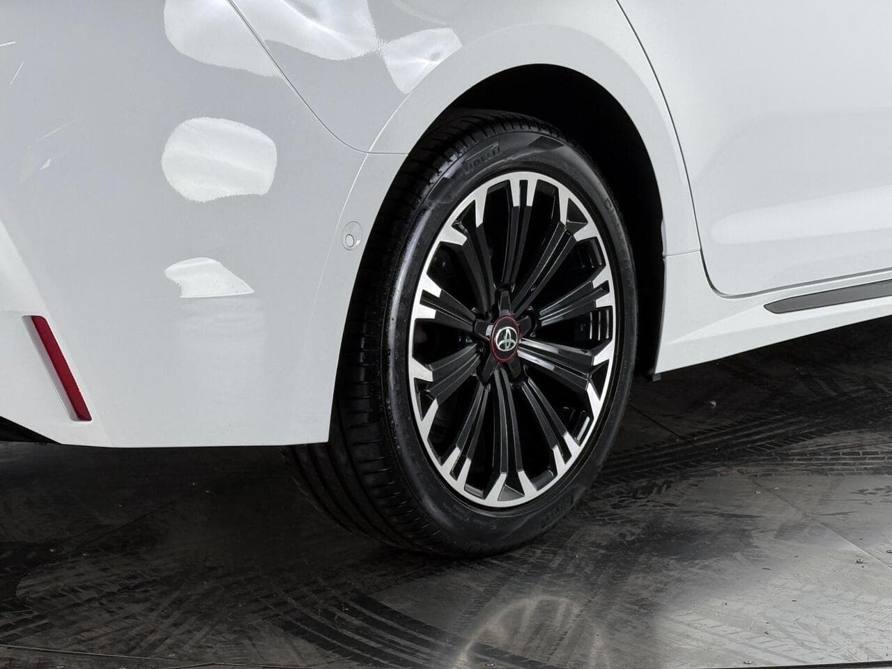 TOYOTA Corolla thumbnail Wheel