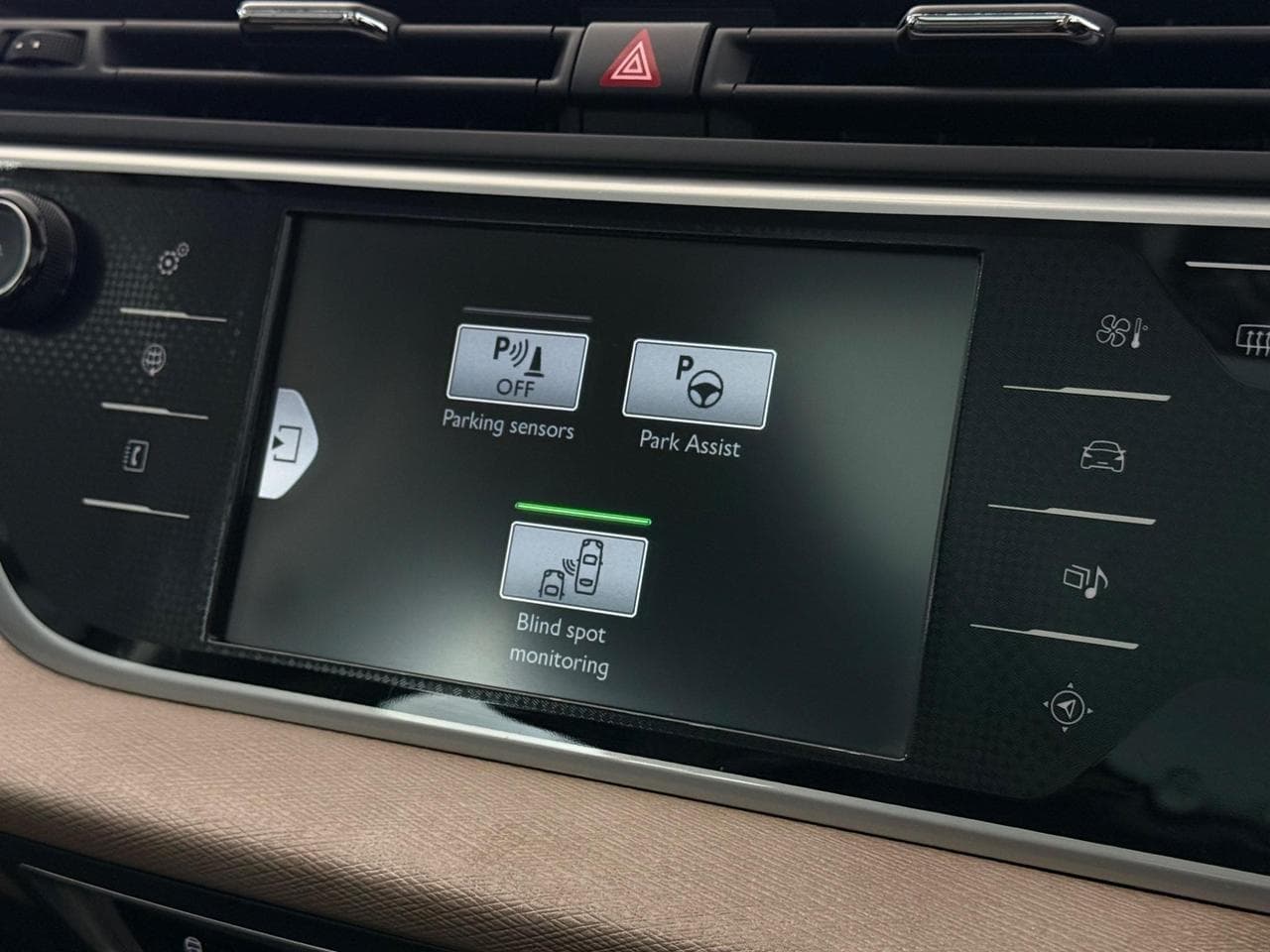 CITROEN C4 Picasso thumbnail Infotainment System