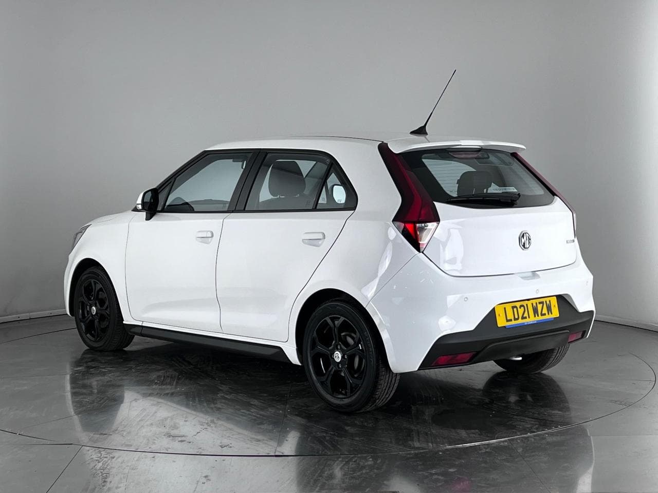MG MG3 thumbnail Rear Left
