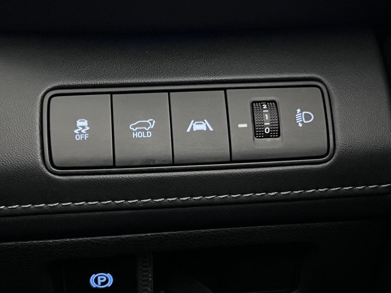 HYUNDAI SANTA FE thumbnail Misc Controls