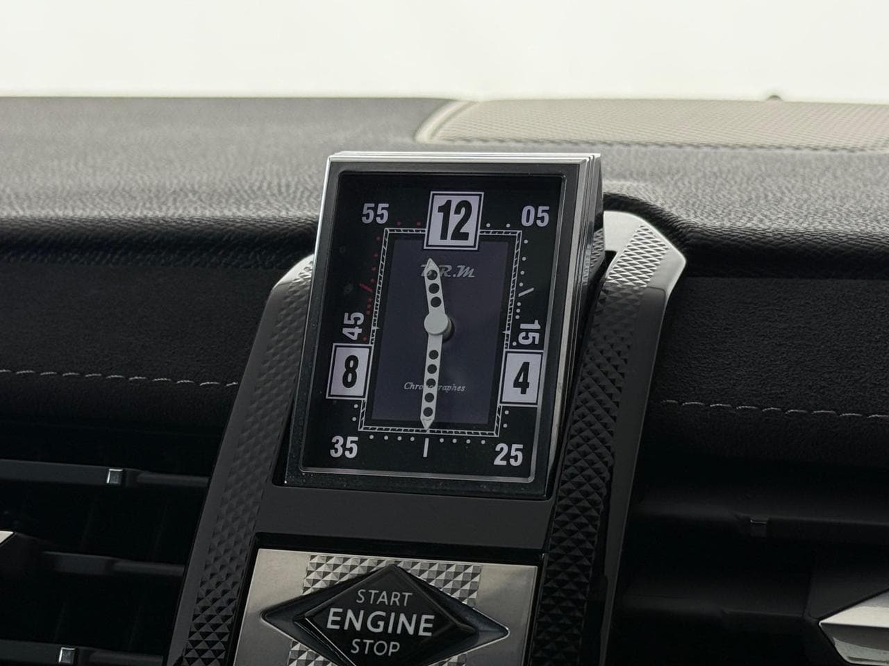 DS 7 Crossback thumbnail Infotainment System