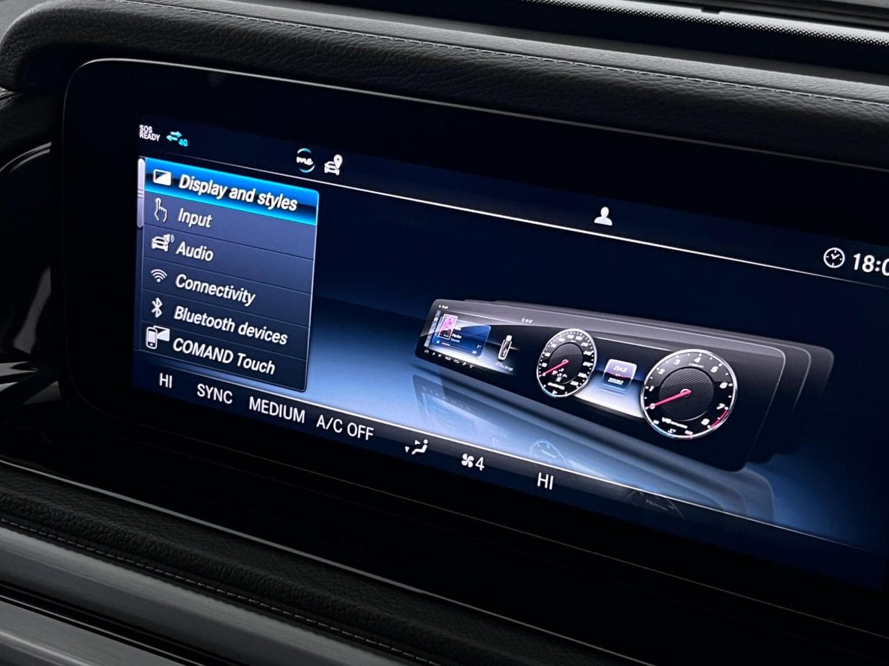 MERCEDES-BENZ G-Class thumbnail Infotainment System