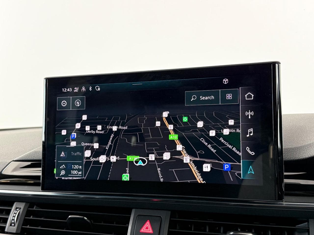 AUDI A4 thumbnail Infotainment System