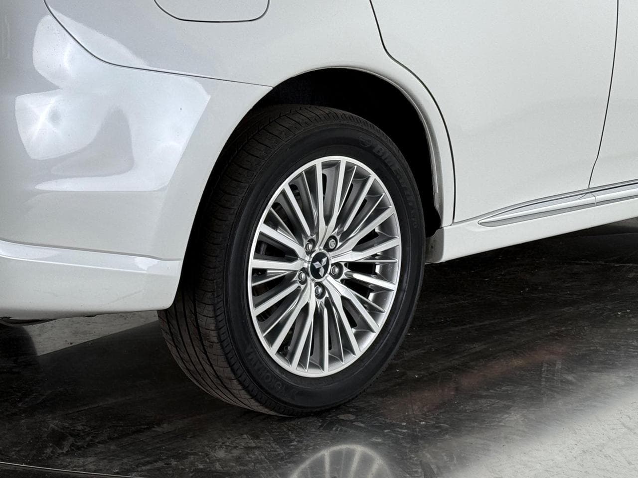 MITSUBISHI Outlander thumbnail Wheel