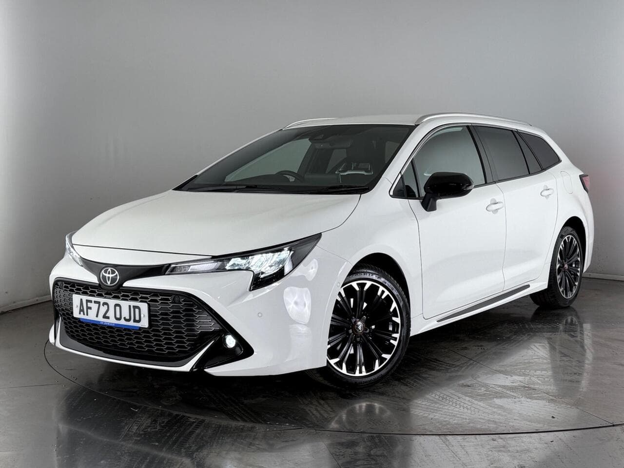TOYOTA Corolla thumbnail Front Left