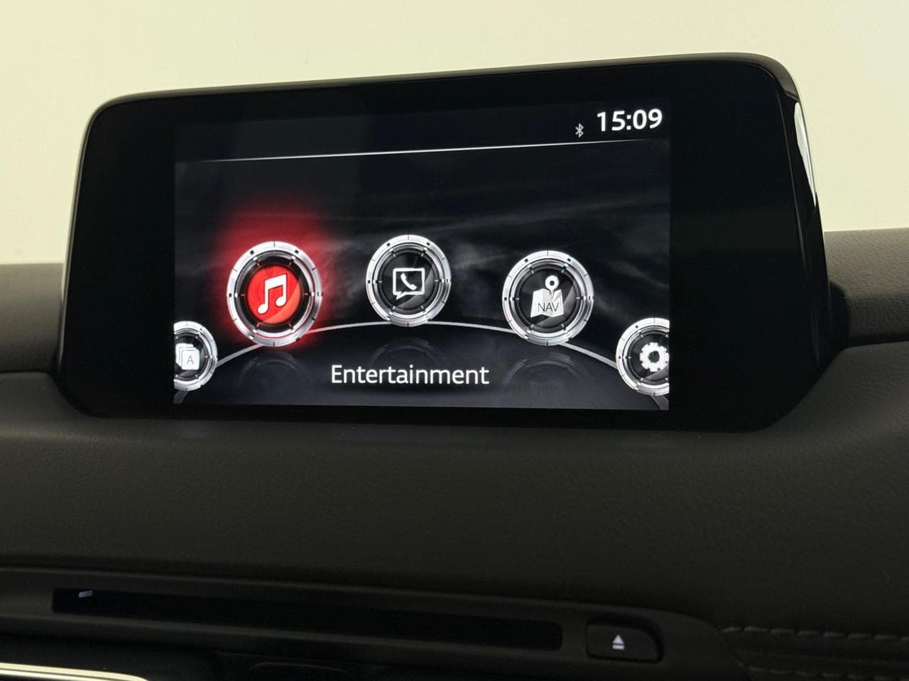 MAZDA CX-5 thumbnail Infotainment System