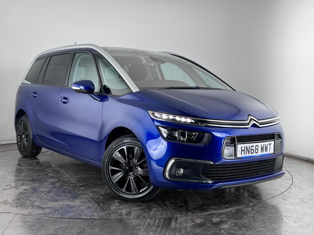 CITROEN C4 Spacetourer thumbnail Front Right