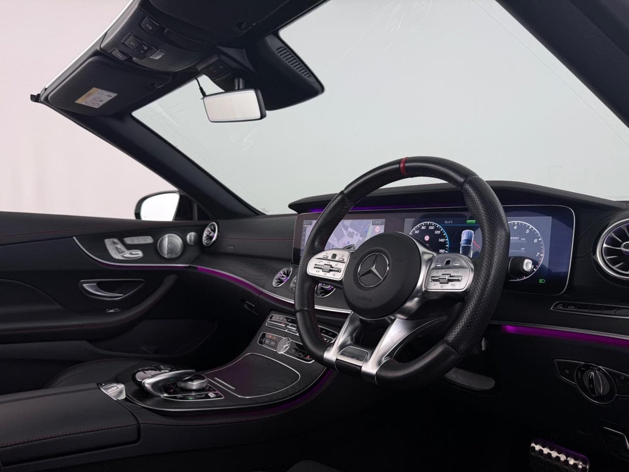 MERCEDES-BENZ E-Class thumbnail Interior Front