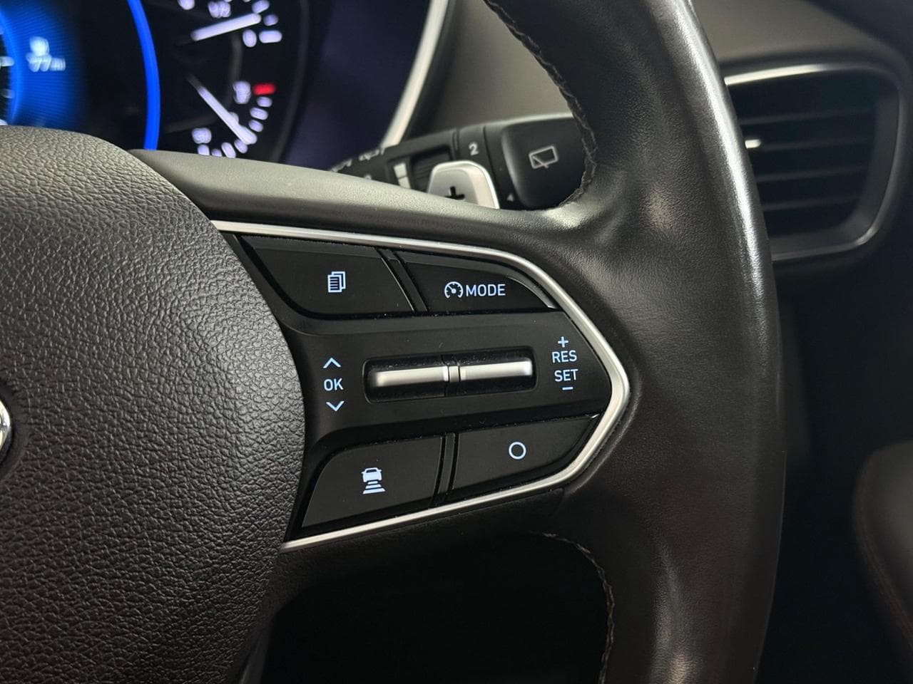 HYUNDAI Santa Fe thumbnail Misc Controls