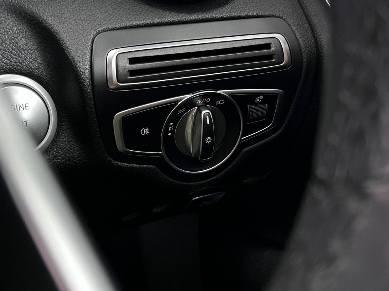 MERCEDES-BENZ C-Class thumbnail Misc Controls