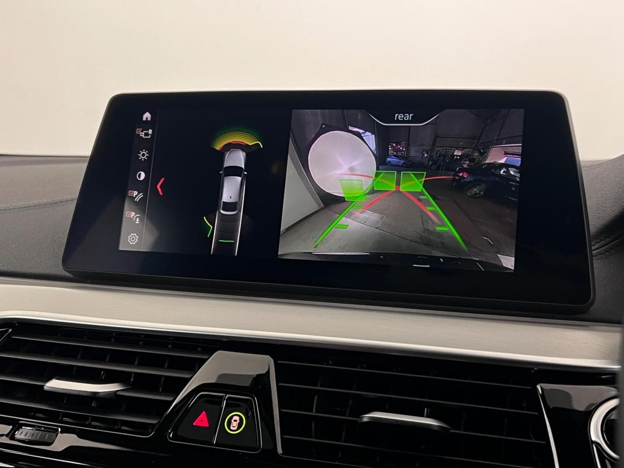 BMW 6 SERIES thumbnail Infotainment System