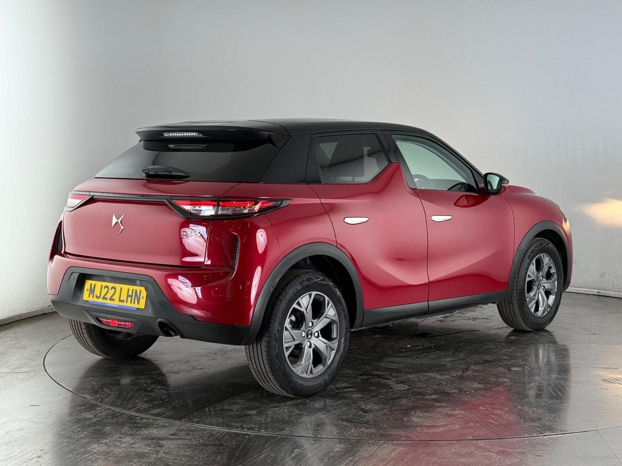 DS 3 Crossback thumbnail Rear Right