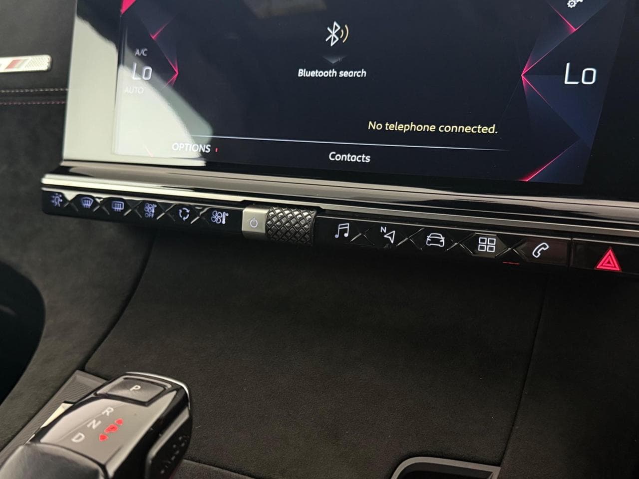 DS 7 Crossback thumbnail Infotainment System