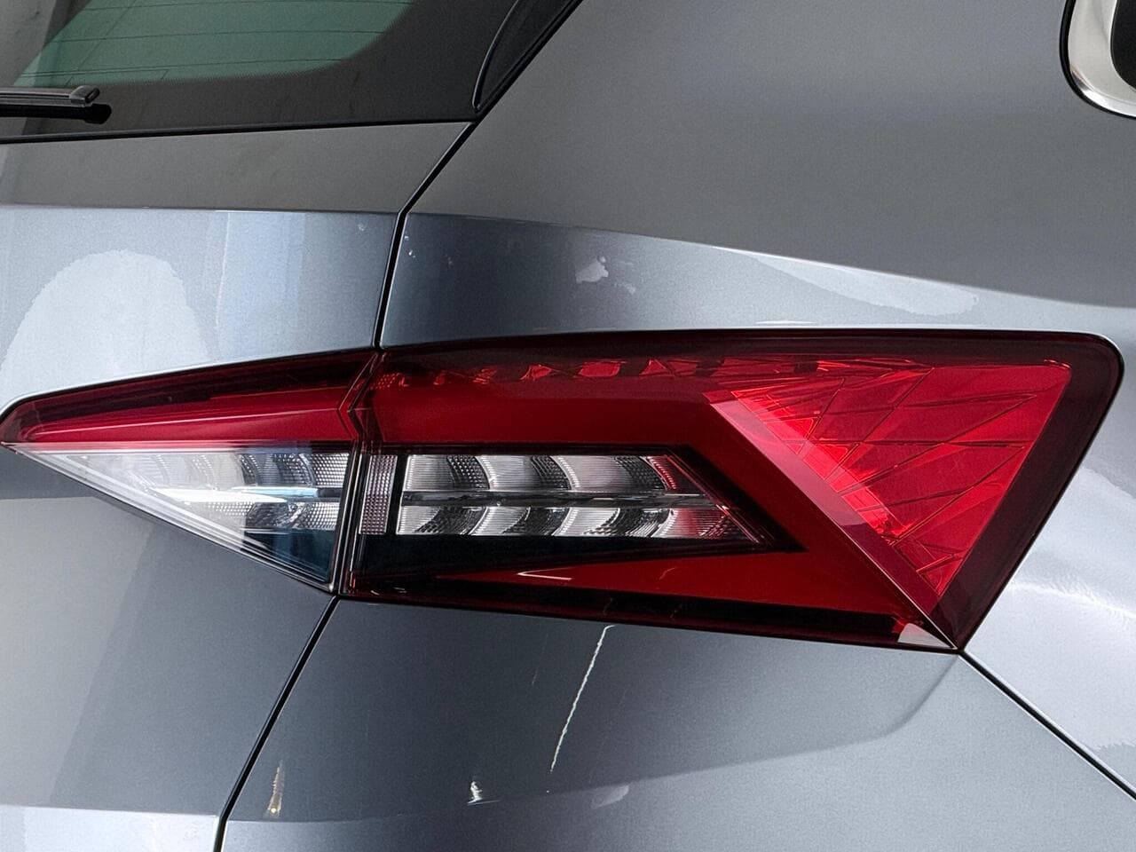 SKODA Kodiaq thumbnail Lights Rear
