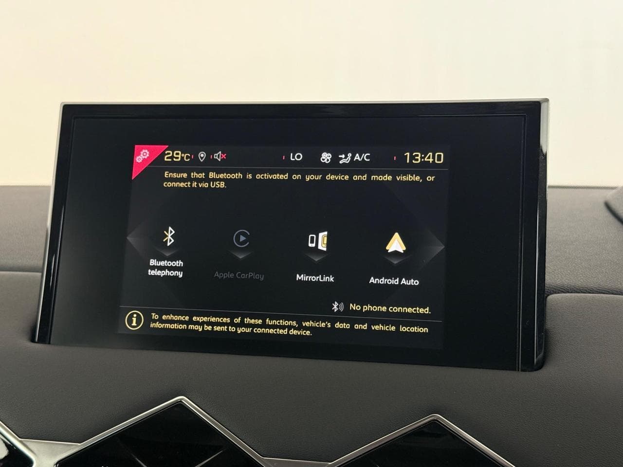 DS 3 Crossback thumbnail Infotainment System