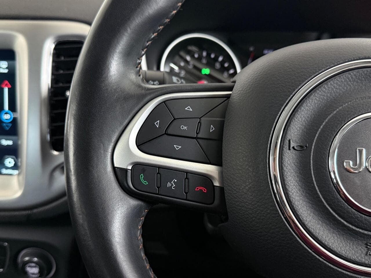JEEP COMPASS thumbnail Misc Controls