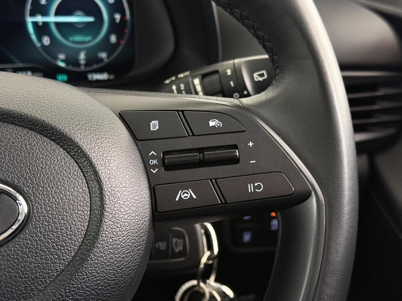 HYUNDAI i20 thumbnail Misc Controls