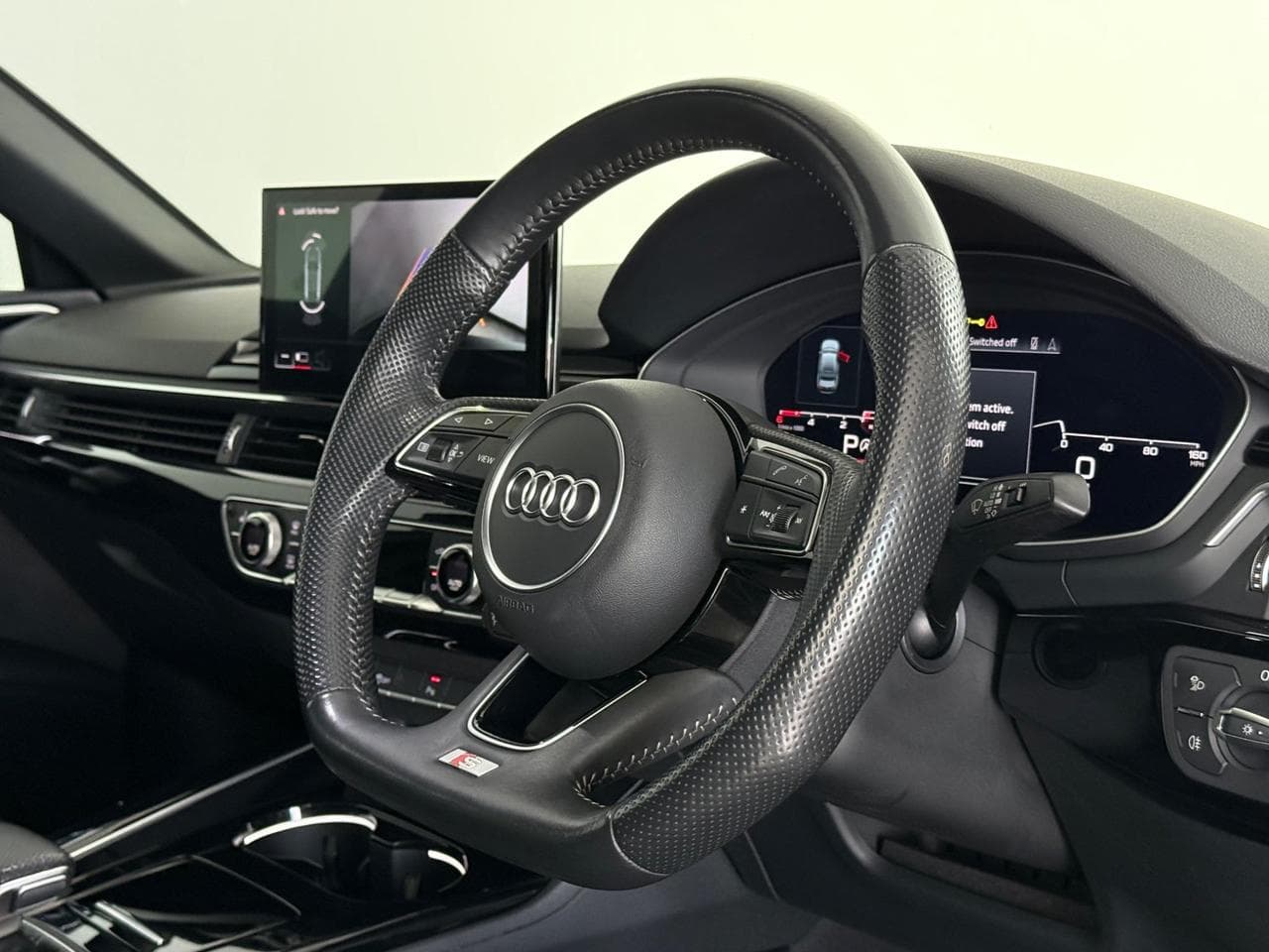AUDI A4 thumbnail Steering Wheel