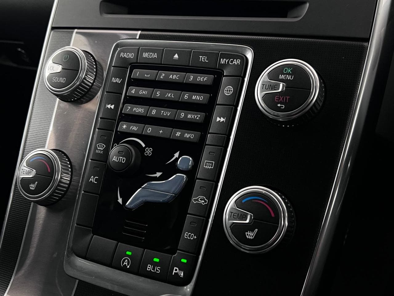 VOLVO S60 thumbnail Misc Controls