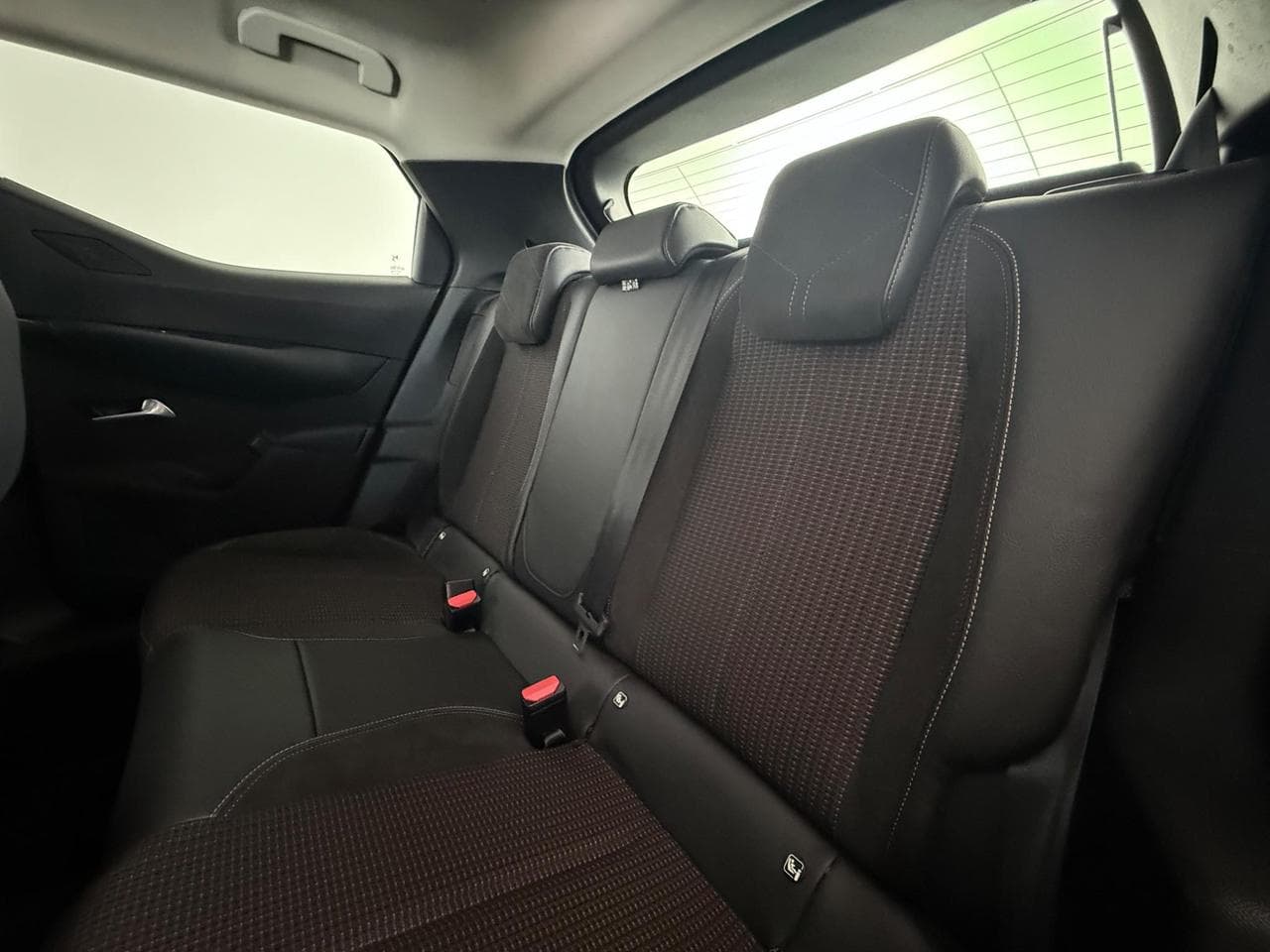 DS 3 thumbnail Seats Rear