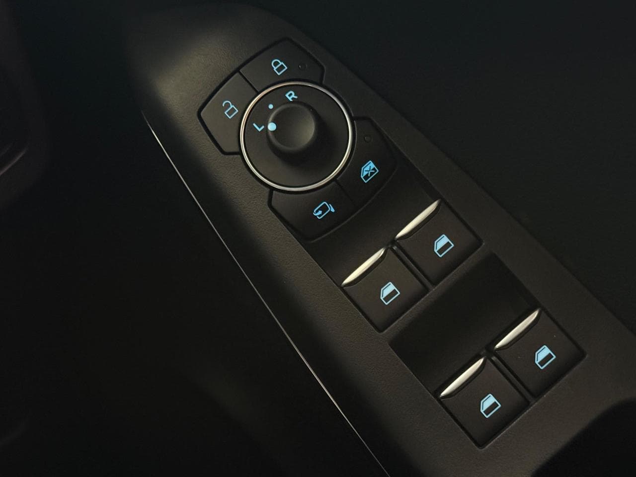 FORD Puma thumbnail Misc Controls