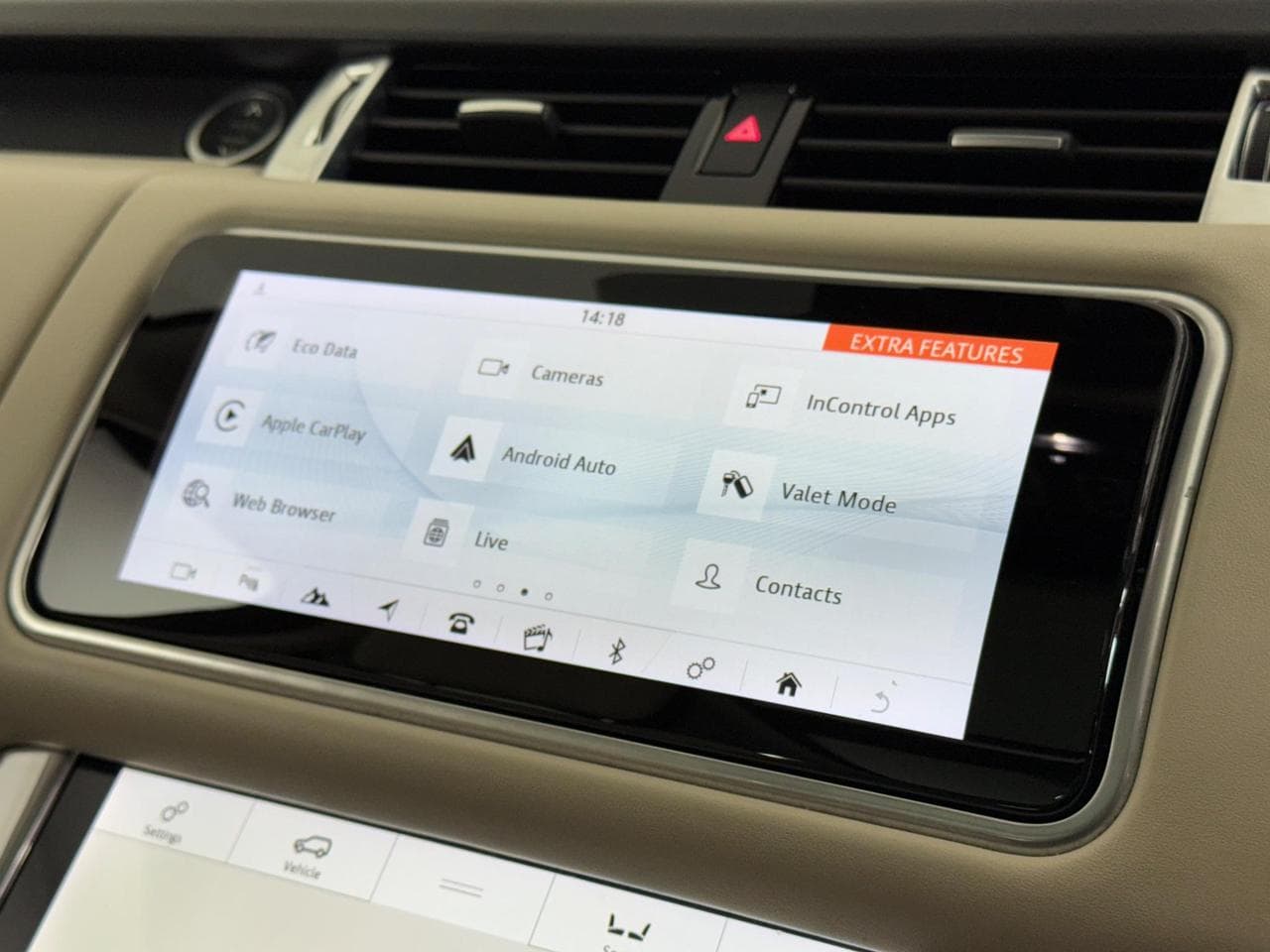 LAND ROVER Range Rover Sport thumbnail Infotainment System