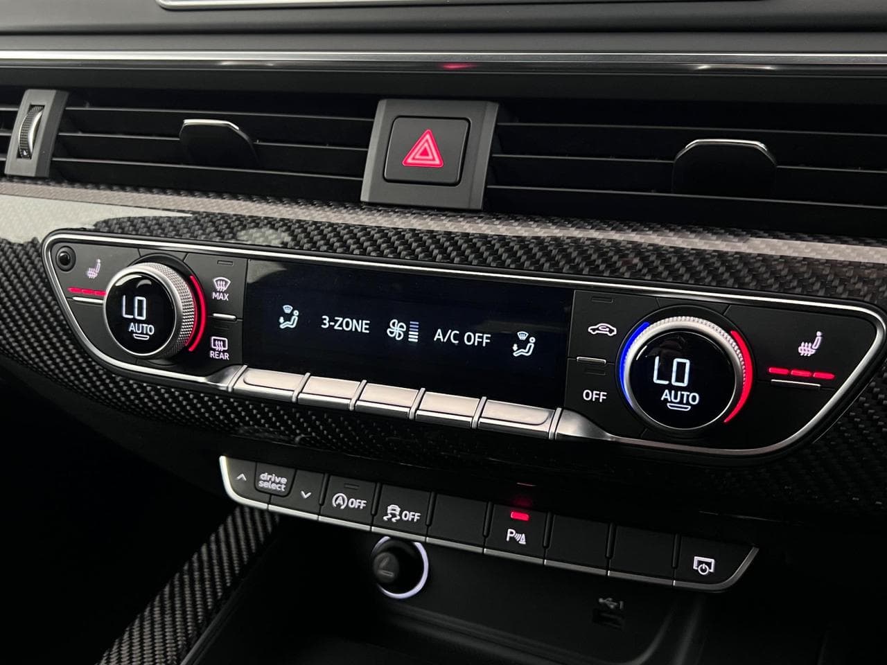 AUDI A4 thumbnail Misc Controls