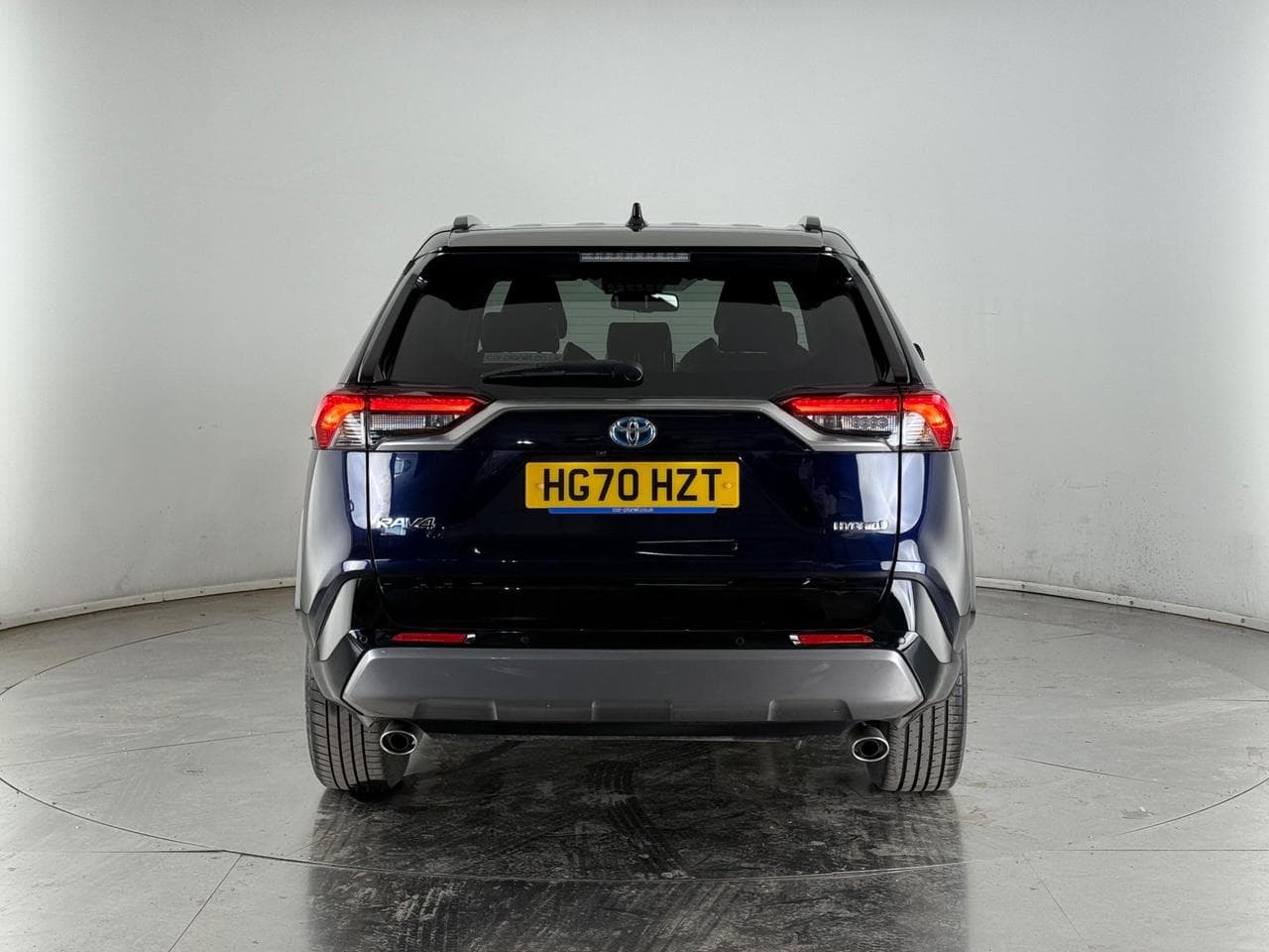 TOYOTA RAV4 thumbnail Rear