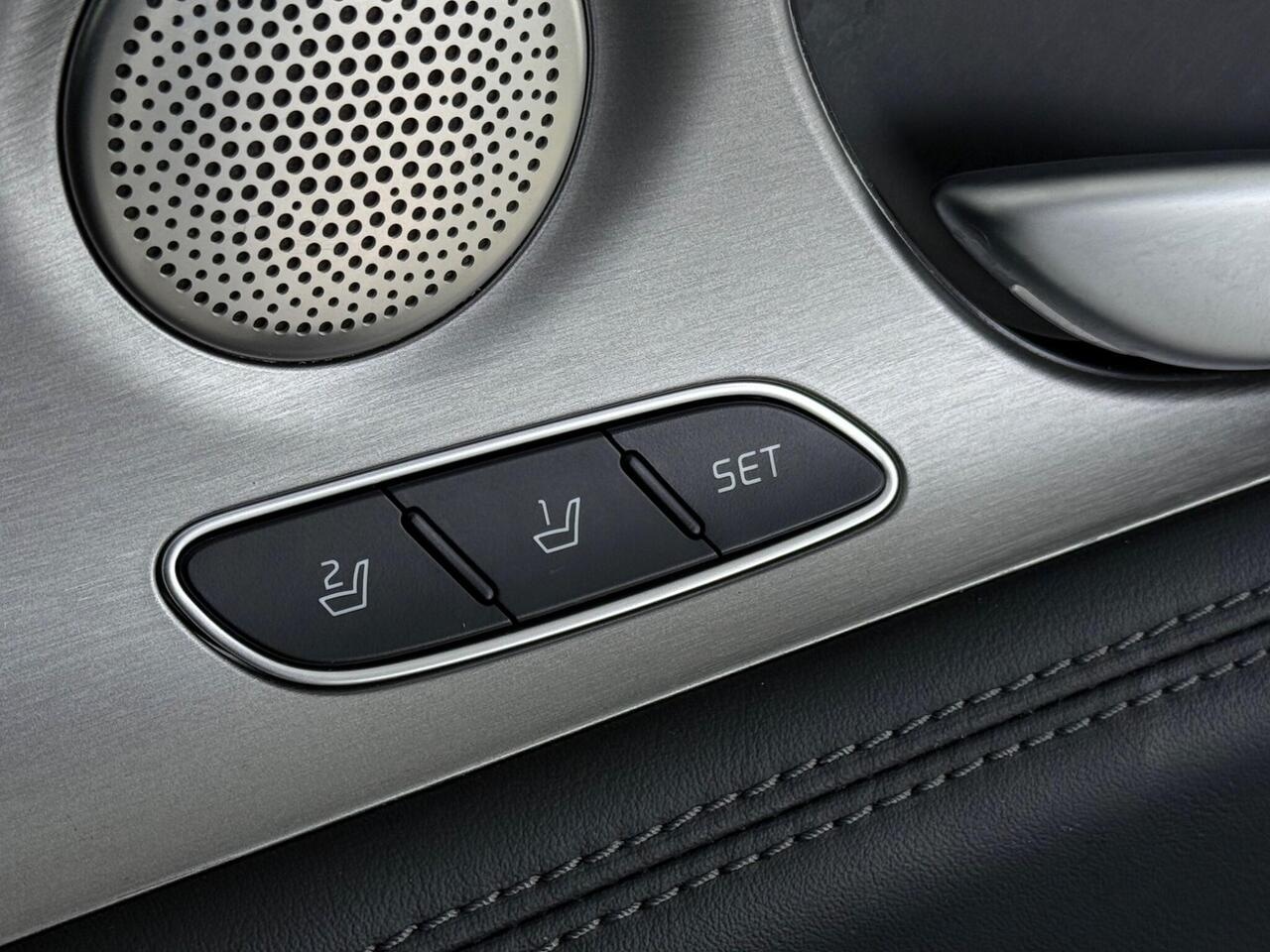 KIA Stinger thumbnail Misc Controls