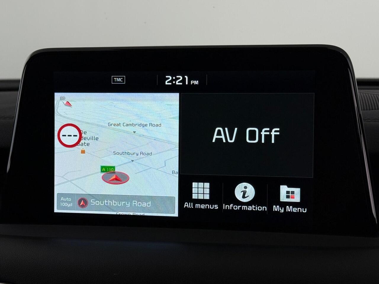 KIA Stinger thumbnail Infotainment System